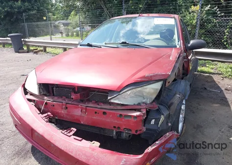 2005 Ford Focus Zx4 z USA, uszkodzony, nr VIN 1FAFP34N45W185564